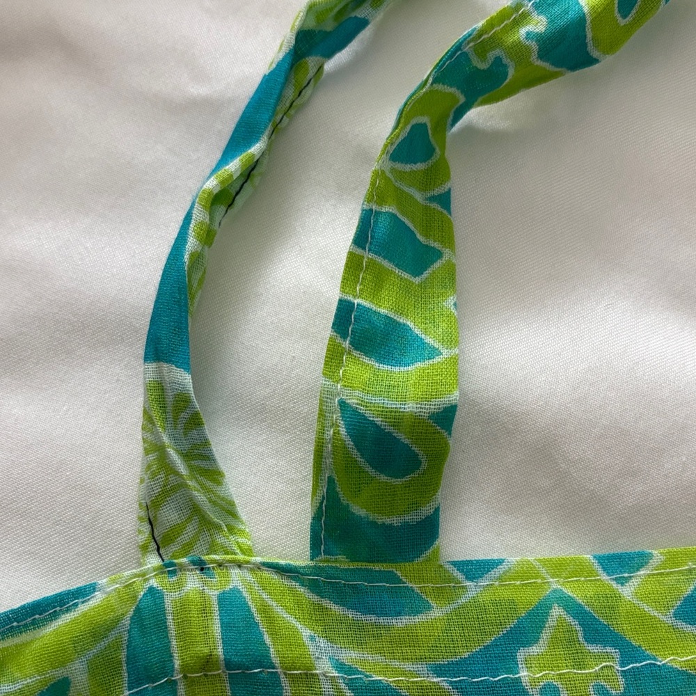 Gretchen Scott Designs Vibrant Leaf Pattern Tote - Picture 3 of 3